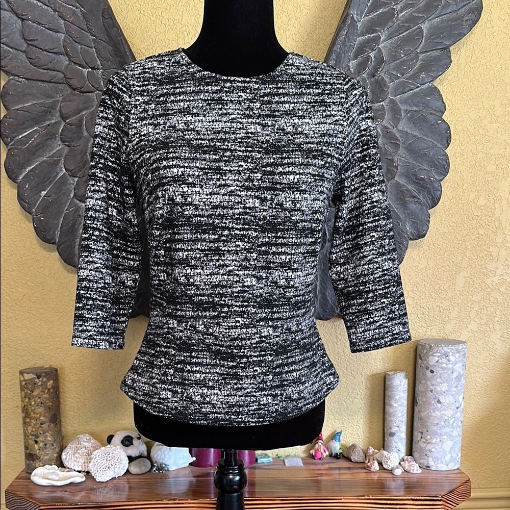 Lord & Taylor 3/4 sleeve Top